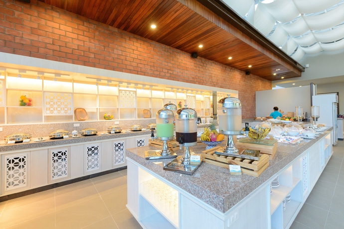 Imagen del bar/restaurante del Hotel The Waters Khao Lak By Katathani. Foto 5