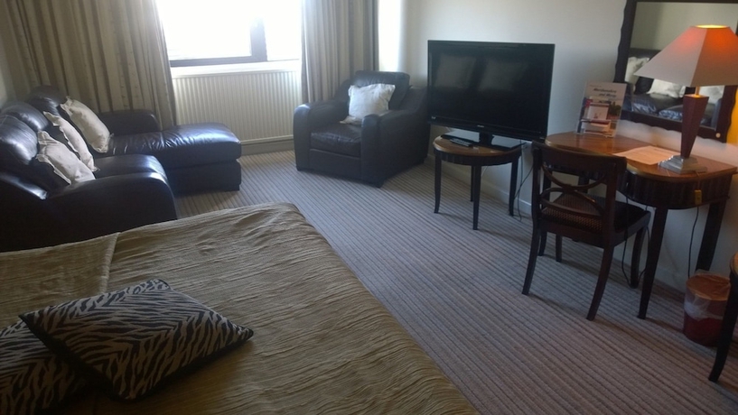 Imagen de la habitación del Hotel The Waterside. Foto 13