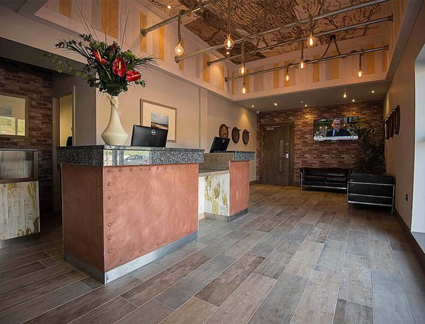 Imagen de los interiores del Hotel The Waterside. Foto 20