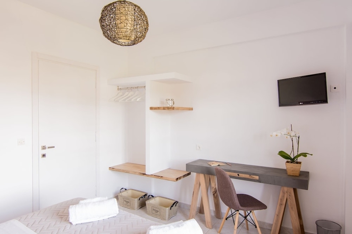 Imagen de la habitación del Hotel The Wave, Karousades. Foto 4