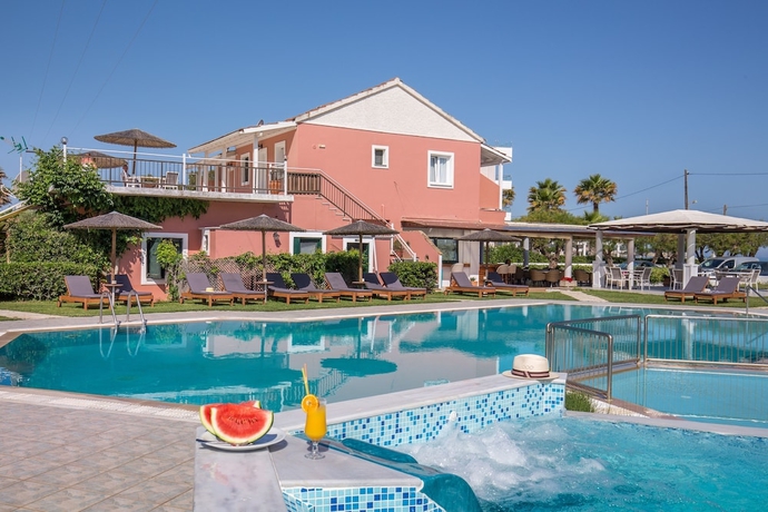 Imagen general del Hotel The Wave, Karousades. Foto 1