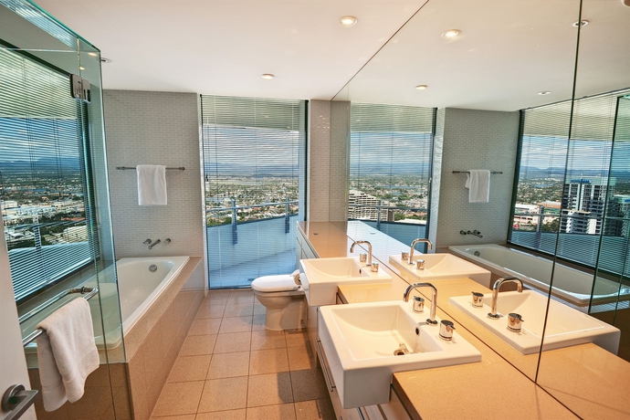 Imagen de la habitación del Hotel The Wave Resort. Foto 2