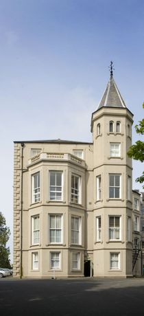 Imagen de los exteriores del Hotel The Waverley Castle. Foto 13