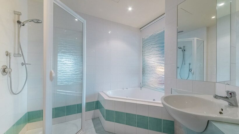 Imagen general del Hotel The Waves 216. Foto 5
