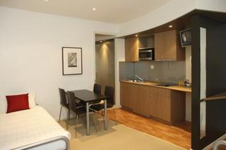 Imagen general del Hotel The Waves Serviced Apartments. Foto 3