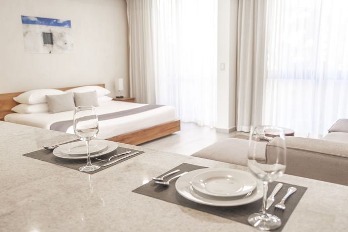 Imagen de la habitación del Hotel The Waves Tulum. Foto 16