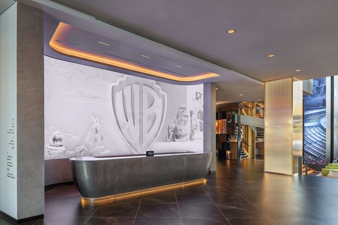 Imagen de los interiores del Hotel The Wb Abu Dhabi, Curio Collection By Hilton. Foto 12