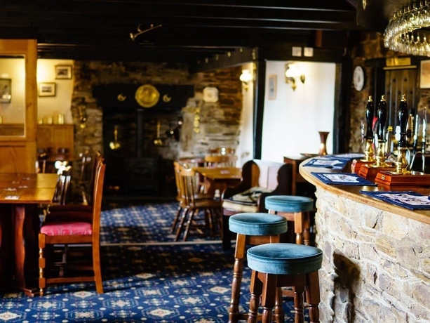 Imagen del bar/restaurante del Hotel The Weary Friar. Foto 4