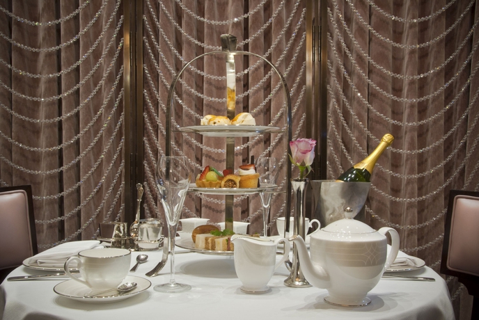 Imagen del bar/restaurante del Hotel The Wellesley Knightsbridge, A Luxury Collection. Foto 2