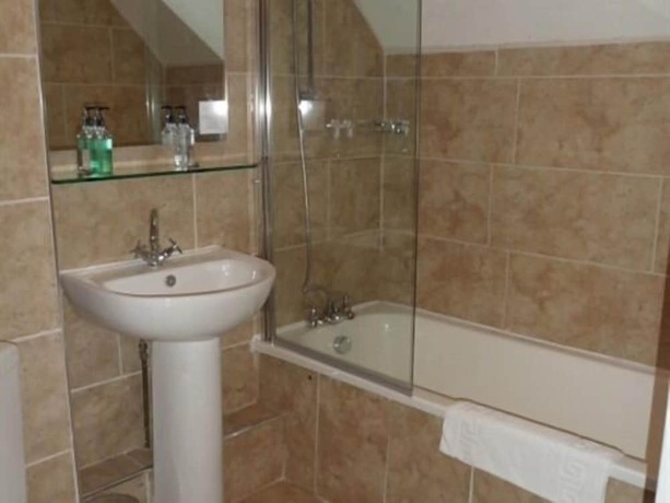 Imagen general del Hotel The Wellington, Bosavern. Foto 3