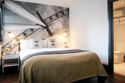 Imagen general del Hotel The Wellington, Londres. Foto 1