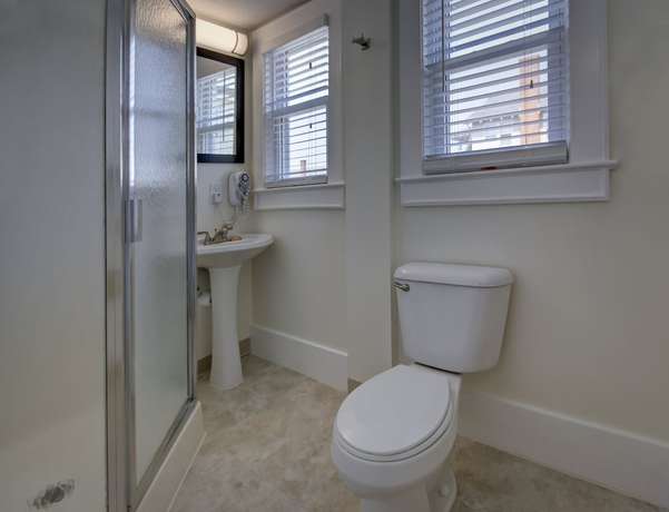 Imagen de la habitación del Hotel The Wellington and Suites Oceanblock. Foto 8