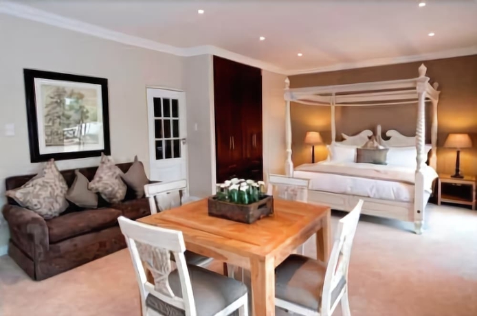 Imagen de la habitación del Hotel The Wesley. Foto 19