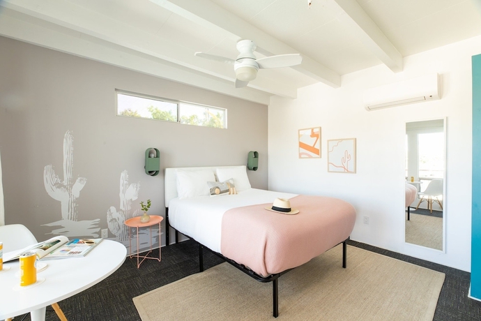 Imagen de la habitación del Hotel The Wesley Palm Springs. Foto 9
