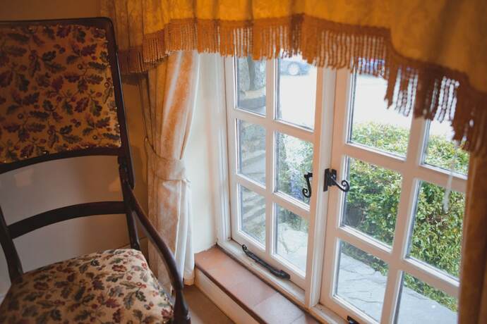 Imagen general del Hotel The West Arms. Foto 7