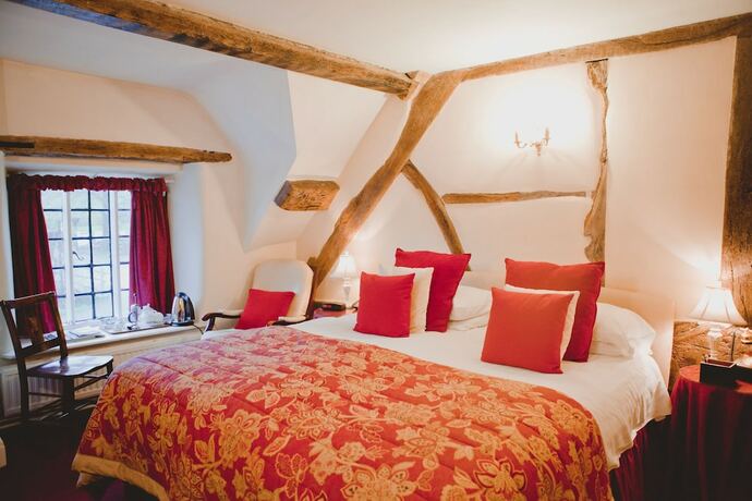 Imagen de la habitación del Hotel The West Arms. Foto 19