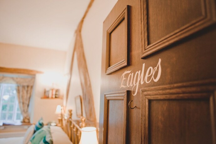 Imagen de la habitación del Hotel The West Arms. Foto 20