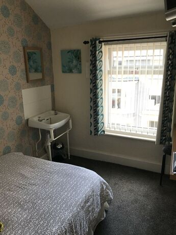 Imagen de la habitación del Hotel The Westbourne House. Foto 13
