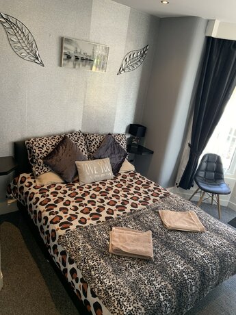 Imagen de la habitación del Hotel The Westbourne House. Foto 16