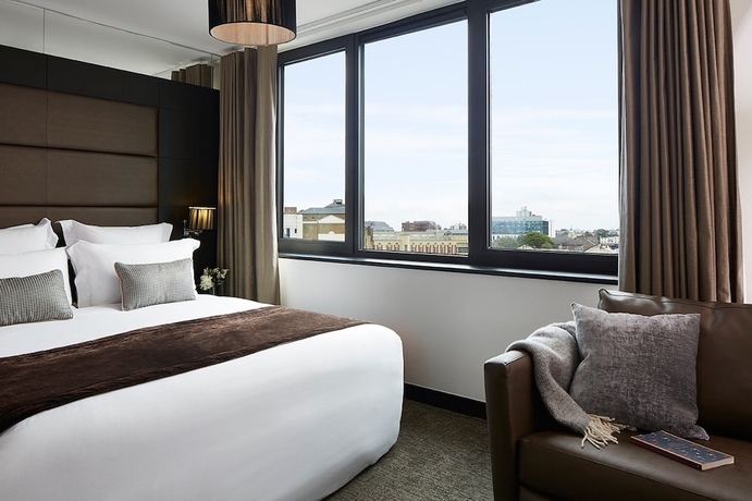 Imagen de la habitación del Hotel The Westbridge. Foto 3