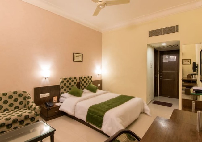 Imagen de la habitación del Hotel The Westend. Foto 5