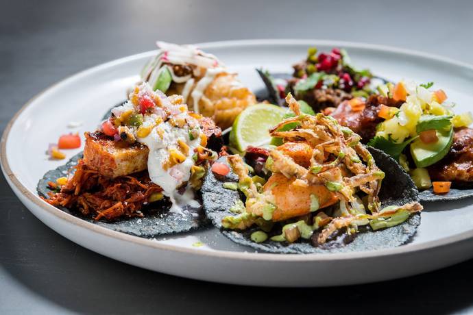 Imagen del bar/restaurante del Hotel The Westin Anaheim Resort. Foto 3