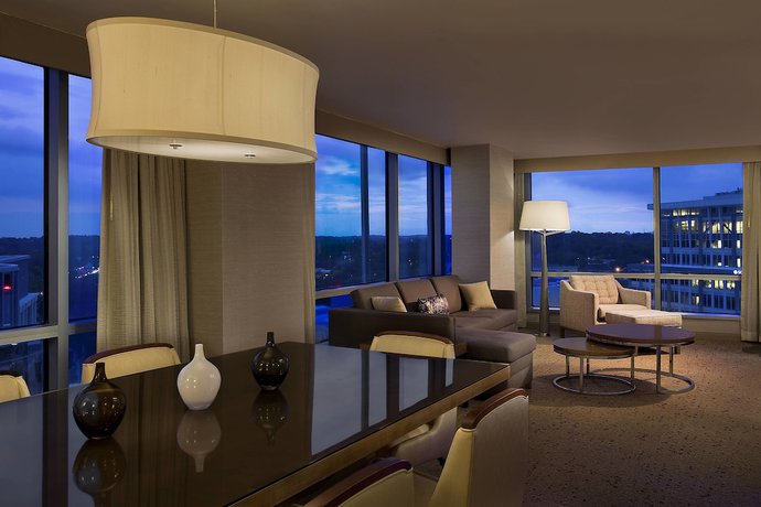 Imagen de la habitación del Hotel The Westin Arlington. Foto 5