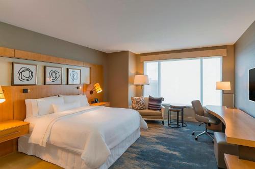 Imagen de la habitación del Hotel The Westin At The Woodlands. Foto 13