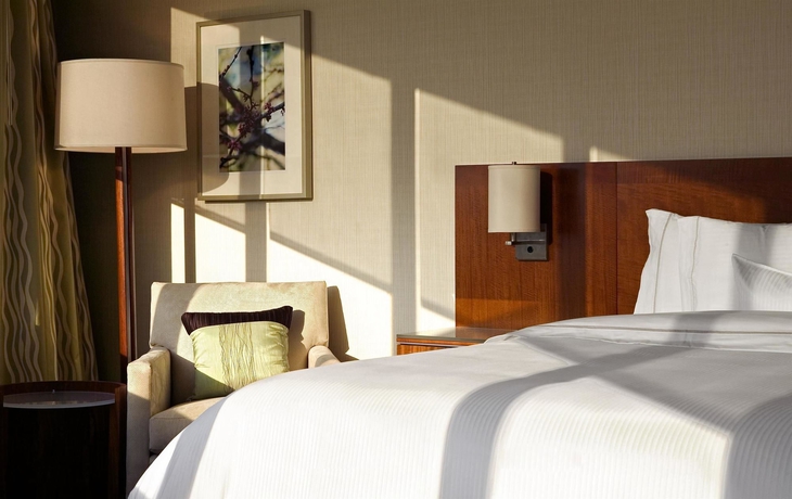 Imagen de la habitación del Hotel The Westin Atlanta Airport. Foto 5