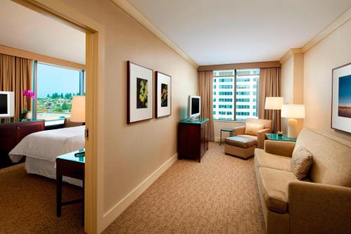 Imagen de la habitación del Hotel The Westin Bellevue. Foto 19