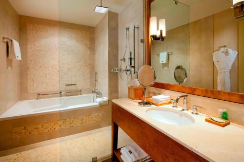 Imagen general del Hotel The Westin Bellevue. Foto 7