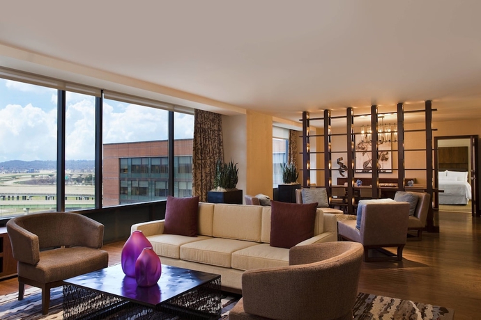 Imagen de la habitación del Hotel The Westin Birmingham. Foto 17