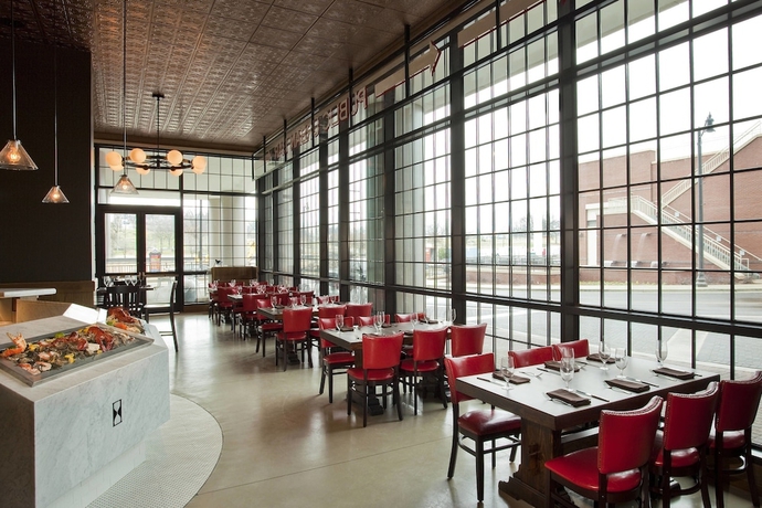 Imagen del bar/restaurante del Hotel The Westin Birmingham. Foto 2