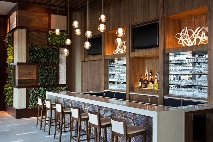 Imagen del bar/restaurante del Hotel The Westin Birmingham. Foto 4