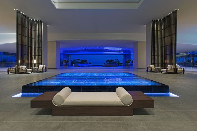 Imagen de la piscina del Hotel The Westin Blue Bay Resort And Spa. Foto 17