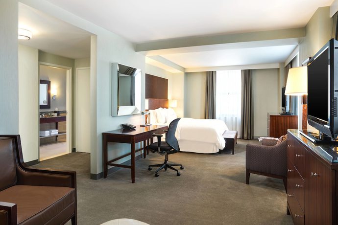 Imagen de la habitación del Hotel The Westin Book Cadillac Detroit. Foto 8