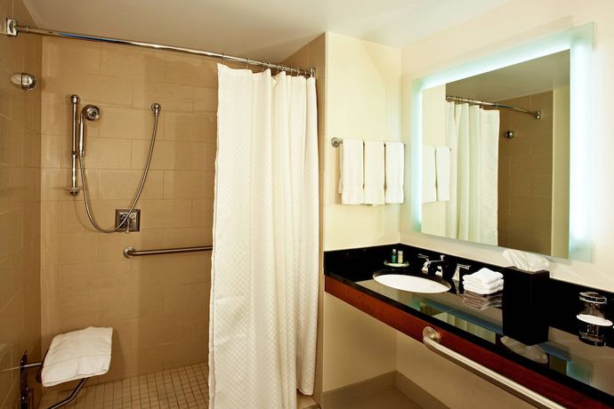 Imagen de la habitación del Hotel The Westin Boston Seaport District. Foto 11