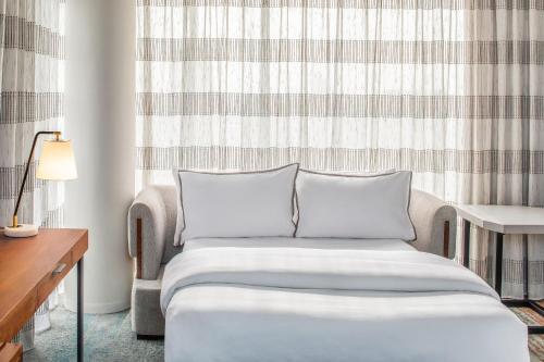 Imagen de la habitación del Hotel The Westin Buckhead Atlanta. Foto 15