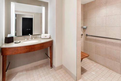 Imagen de la habitación del Hotel The Westin Buckhead Atlanta. Foto 20