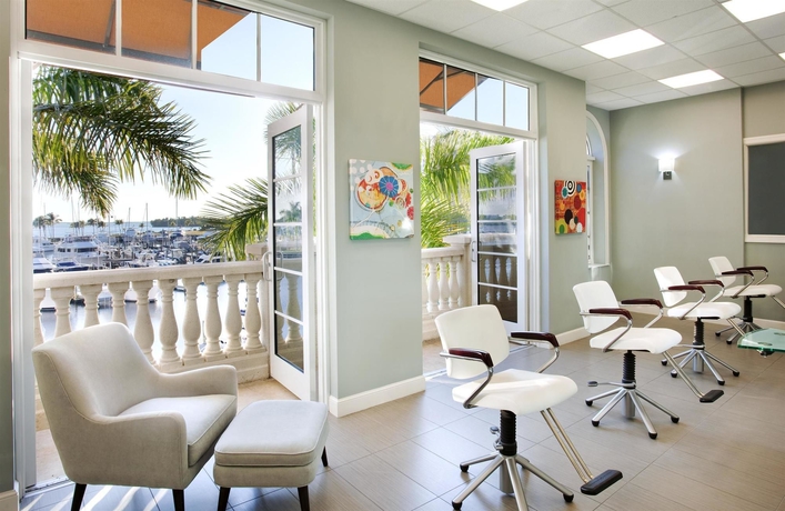 Imagen de la piscina del Hotel The Westin Cape Coral Resort at Marina Village. Foto 16