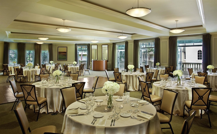 Imagen de los interiores del Hotel The Westin Cape Coral Resort at Marina Village. Foto 12