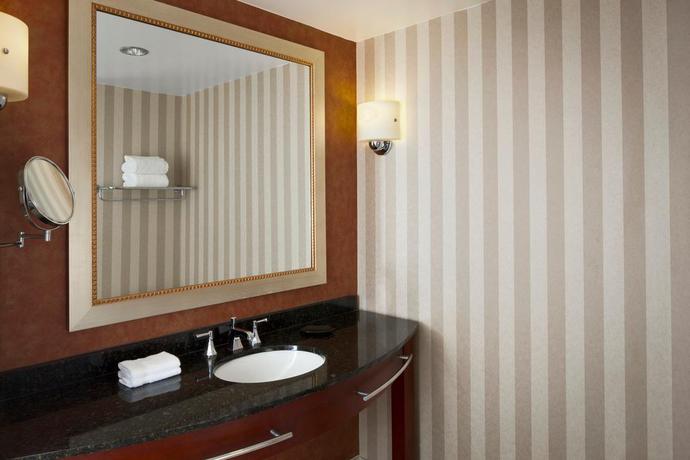 Imagen de la habitación del Hotel The Westin Charlotte. Foto 7