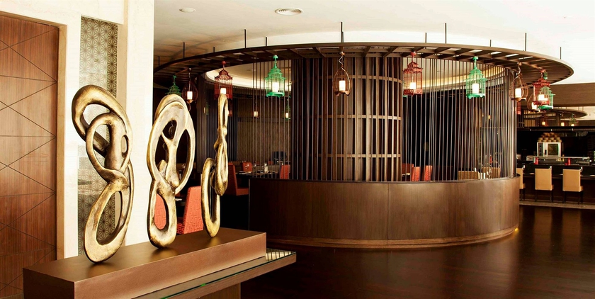 Imagen del bar/restaurante del Hotel The Westin Chennai Velachery. Foto 6