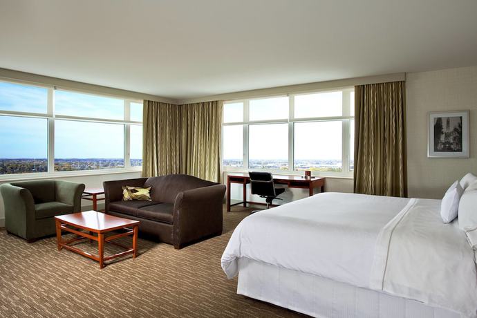 Imagen de la habitación del Hotel The Westin Chicago Lombard. Foto 10