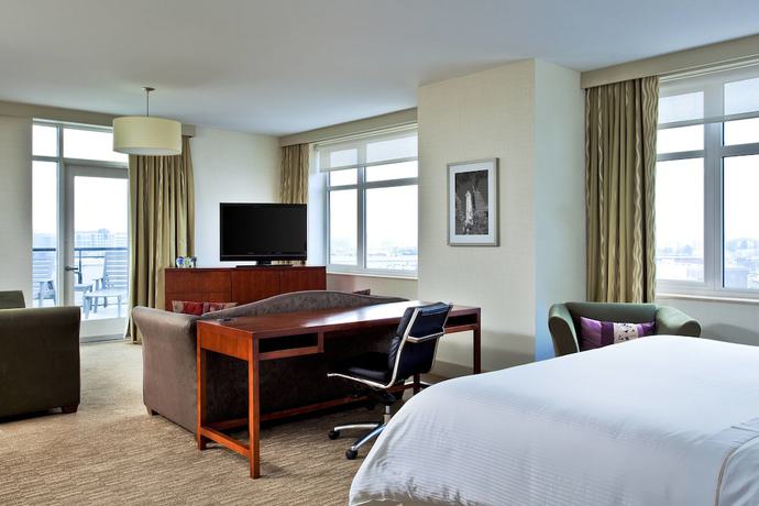 Imagen de la habitación del Hotel The Westin Chicago Lombard. Foto 12