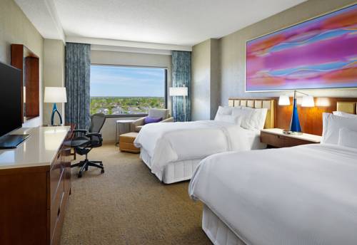 Imagen de la habitación del Hotel The Westin Chicago Northwest. Foto 4