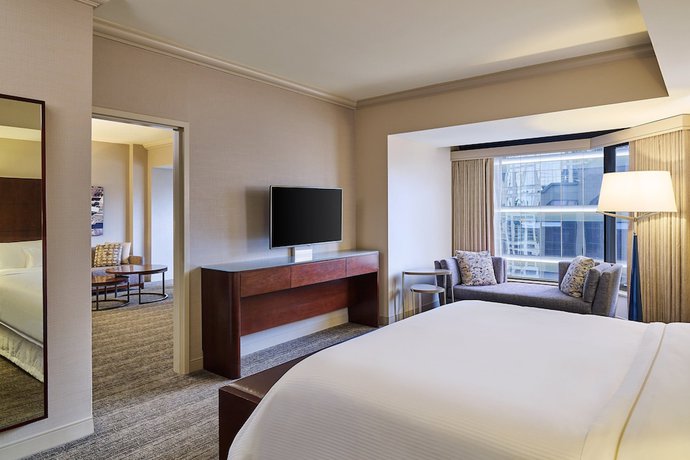 Imagen de la habitación del Hotel The Westin Chicago River North. Foto 5