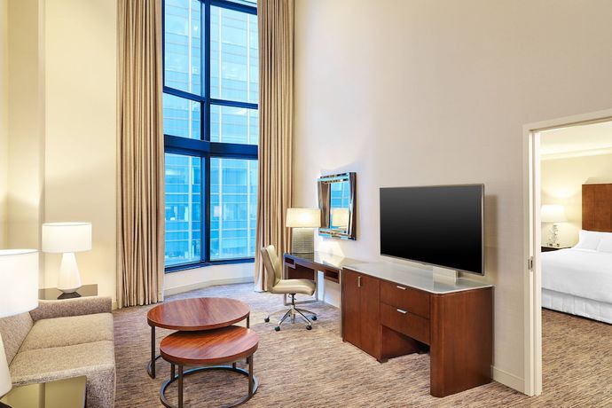 Imagen de la habitación del Hotel The Westin Chicago River North. Foto 6