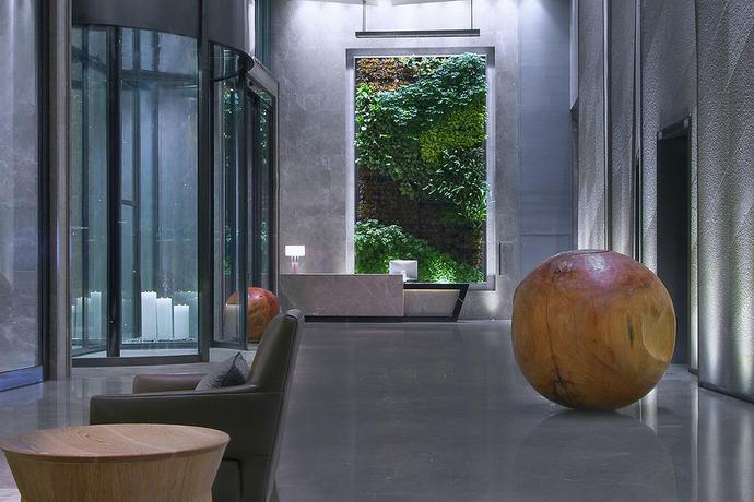 Imagen de los interiores del Hotel The Westin Chongqing Liberation Square. Foto 12