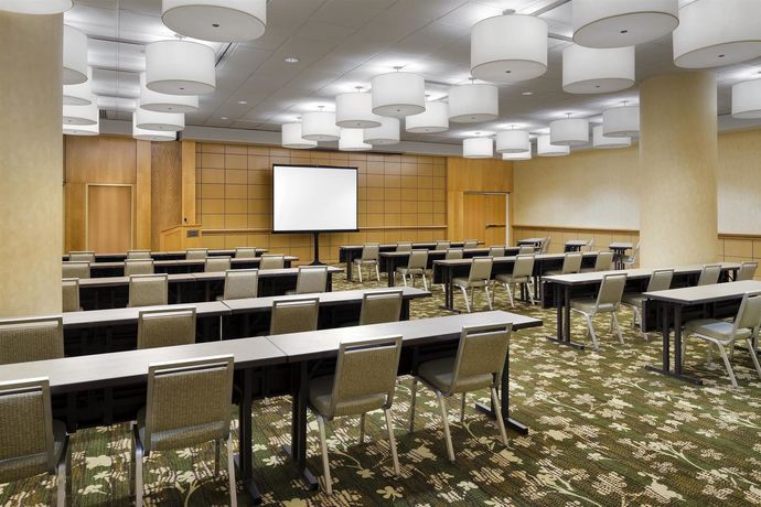 Imagen de los interiores del Hotel The Westin Cincinnati. Foto 13